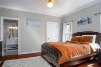 NEW! Spacious & kid friendly - great for the whole fam! Close to everything! Hotels near Macon Christmas Light Extravaganza