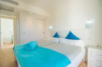 MODERN SEA VIEW APARTMENT DIRECTLY ON THE BEACH