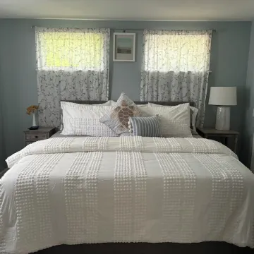 Great family home in the heart of Cotuit Village