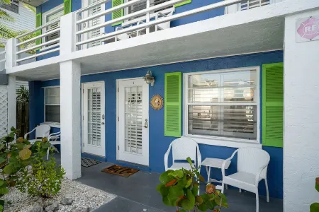 Villas By The Sea #2, Anna Maria Island Condo, one block from beach, heated pool