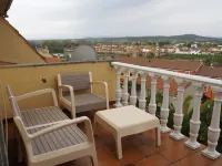House with wonderful views in the heart of Ciudad Rodrigo The cherry tree "