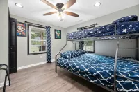 Riverside Cottage in Mt. Holly- Quiet & Comfy