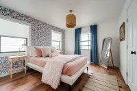 2 Private Units - 4 Bed 2 Bath - off the river trail