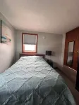 1 Bedroom Downtown Condo, Walk to the Beach & Pier
