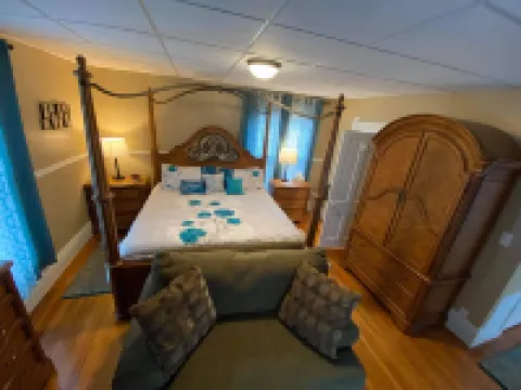 White House Lodge-Lower Studio