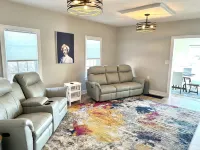 Guest House with a River View, located downtown Hannibal, MO—- No Cleaning Fee