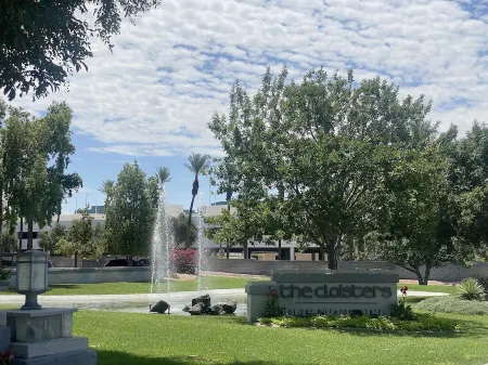 Well Appointed fully furnished 2 BR Biltmore area condo