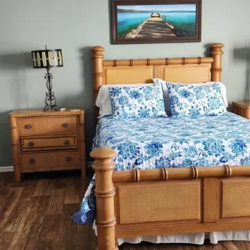 ST. JOHN'S RIVER HOUSE RETREAT WITH BOATHOUSE