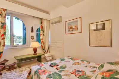 Unique apartment Hotel in zona Le Sentier du Littoral, Cap d'Antibes