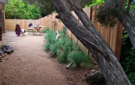 Treescape, Seascape Getaway Отели в г. Ошен Гров