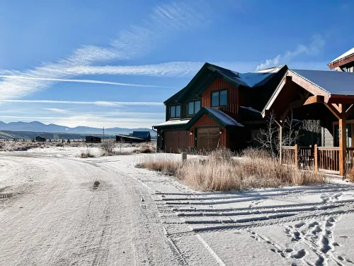 Winter Park/ Grandby Mountain Home NEW w/scenic views!