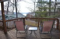 Lake Lover's Paradise! 3 Bed/2 Bath, Walk to Lake on Lake Cumberland!