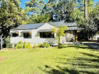 Adorable Smyrna | Vinings Bungalow minutes from The Battery, Buckhead, Midtown+!