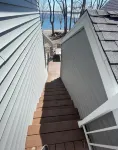 Fern Beach Hideaway Beautiful New Build Lakefront property-Pet Friendly