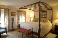 Highland Lake Inn Hotels in Tilton