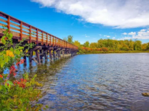 Breezy Hills - unit 2; Lake Bemidji, King bd, Kayaks, PB Trail! Hotels in Bemidji