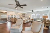 Southern Dream! Newly Heatable Private Pool- Just Steps from Ocean!!