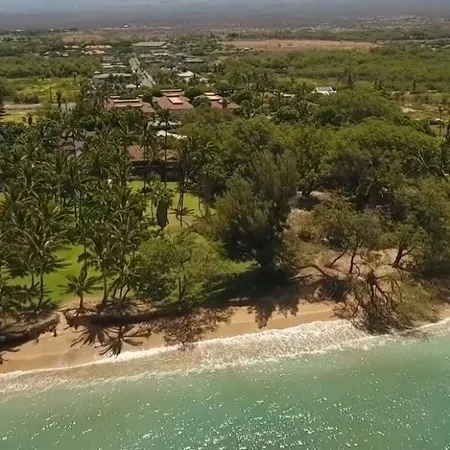 2Br/1BA Beachfront - Great Location- Exceptional Reviews