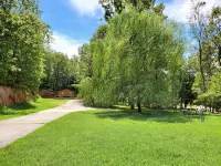 Newly Updated Luxury Cabin on Beaver Lake