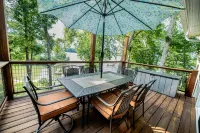 2-Bedroom, Dog Friendly Home sleeps 6 on the Tennessee River/Chickamauga Lake