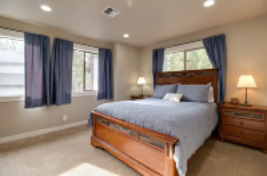 #2 Lark Lane, Lark Retreat, Near Fort Rock Park, 12 SHARC passes, Sauna