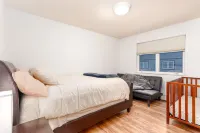 Sauna - Heated Garage - Great Location - Mountain Views - Quiet Neighborhood