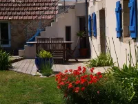 Maison de Pêcheur Vue sur mer , 300 m de la Plage, Proche Pointe du Raz Hotels in Plogoff