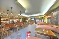 Les Portes du Cantal Hotels in Apchat