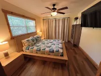 Mason Creek Lodge - Waterfront Pool Home - Fishing - Scalloping