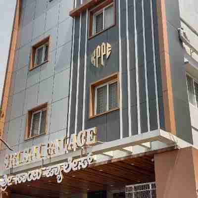 Sri Sai Palace Hotel Exterior