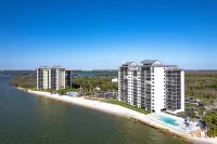 Fully Renovated, Resort Corner Condo in Sanibel Harbour Tower with Private Beach