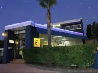 Aspley Motor Inn Hotels near Harvey Norman Aspley