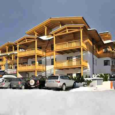 Avenida Style Appartements by Alpin Rentals - Incl Summercard Hotel Exterior