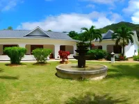 Britannia Hotel Hotels in Anse Volbert Village