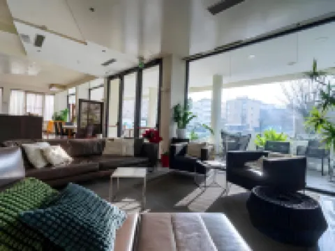 โรงแรมบียังกะ เวลา