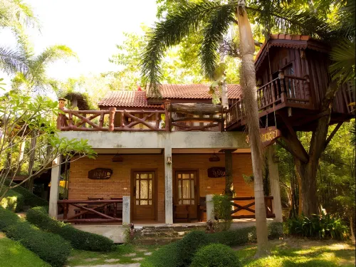 Chuanthanapanya Resort Các khách sạn ở Sawang Daen Din
