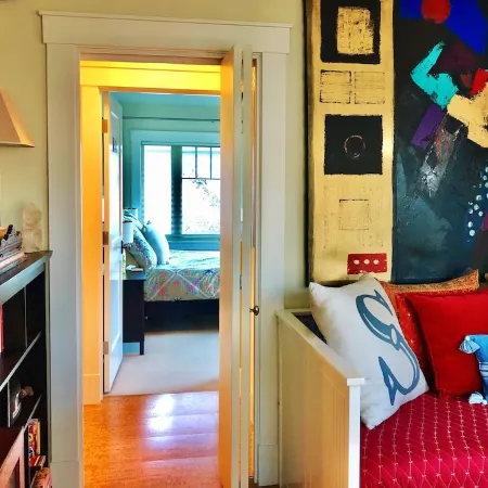 Oberon -Second Spring Property 1-3 Bedroom Luxury Rentals In Downtown Ashland