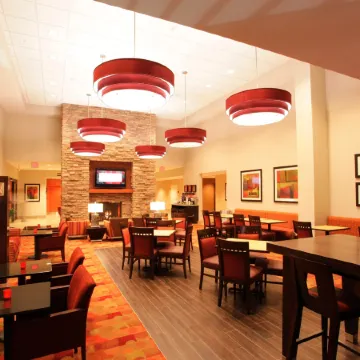Hampton Inn & Suites Phoenix Chandler-Fashion Center