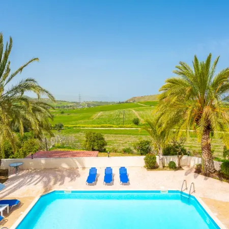 Villa Noni Large Private Pool, A/C, WiFi