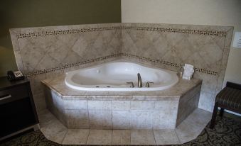 Hampton Inn & Suites Sharon