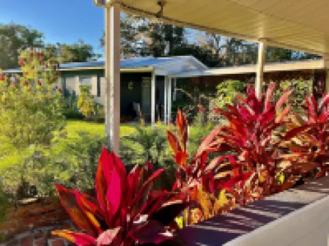 SANDY LAKES FARM - 40+ acre private retreat on Sandy Lake