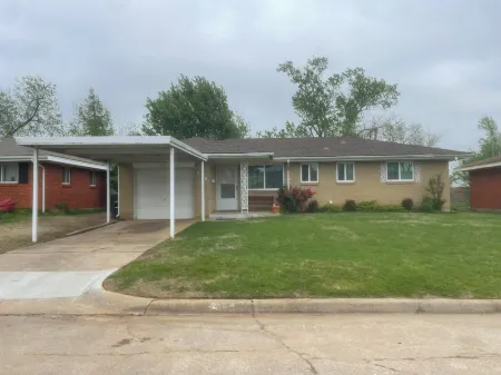 AIMEE'S HEART OF MOORE Отели в г. Мур