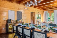 Luxury 7Br Smoky Mountain Lodge, Outdoor Pool, Hot Tub, Game Room & Theater -24 - 4-Star