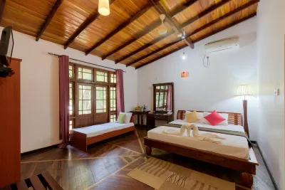 Hotel Sobana Lake Front Hotels in Moneragala