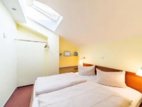 Elegant Eingerichtete Ferienwohnung Hotels in Mirow