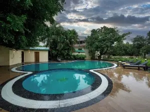 Abn Sarovar Portico Jim  Corbett Dhikuli