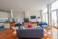 Chambres Cosy dans Une Grande maison Hotels in Jette