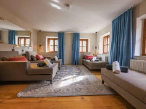 Der Schlosswirt zu Anif - Biedermeierhotel Und Restaurant Hotéis em Anif