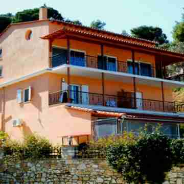 Tzaneria Apartments Skiathos Hotel Exterior
