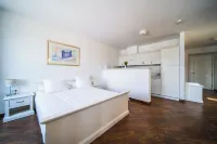 Apartments Villa Riva Hotels in Saplunara